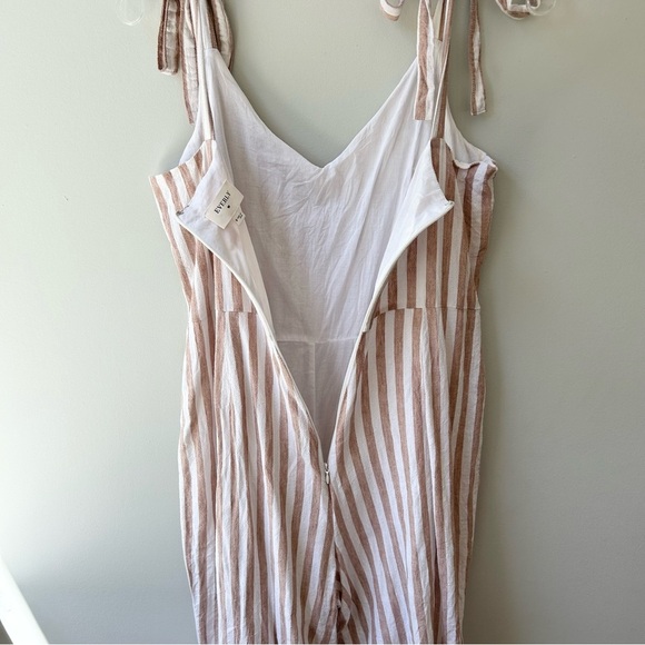 Everly women’s striped tie shoulder jumpsuit - Picture 6 of 8